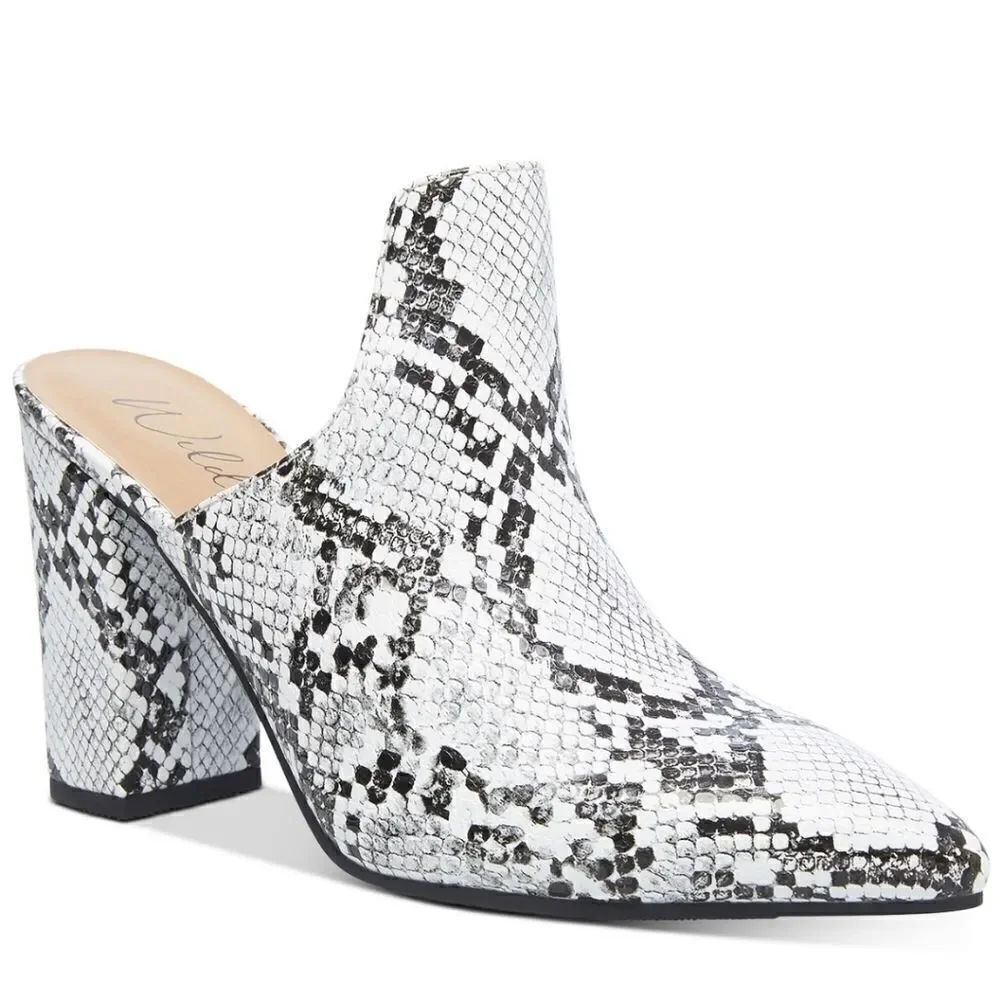 Black and white snake mules Size 7 NWT.